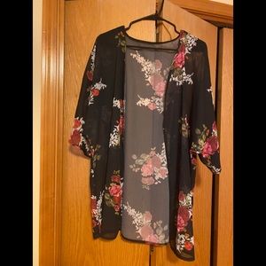 Lightweight kimono style shall